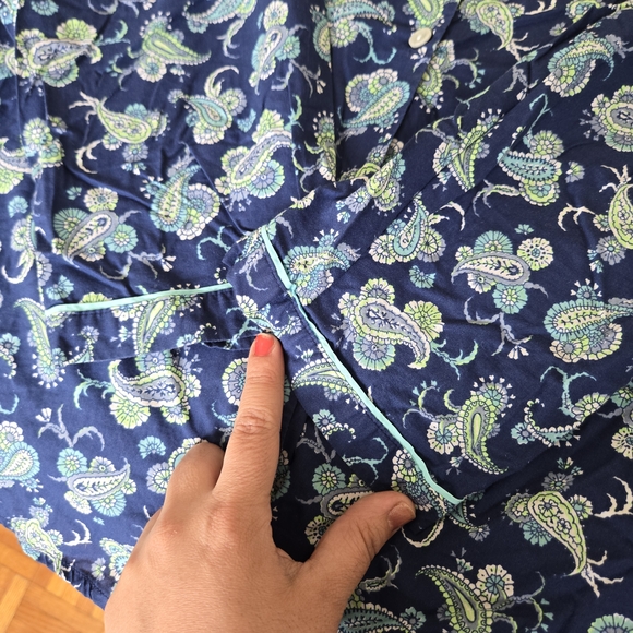 Victoria Secrets Paisley Patterned Pyjama Set - Picture 9 of 15